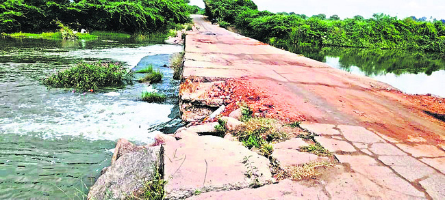 కేశవా.. ఇటు చూడవా! 1