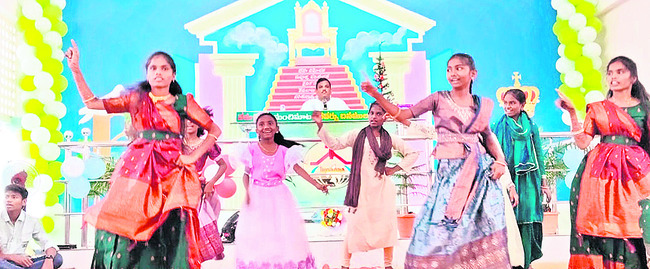 విద్యతోనే అభివృద్ధి సాధ్యం2