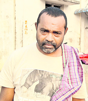 దళారుల రాజ్యం.. రైతన్నకు నష్టం 4