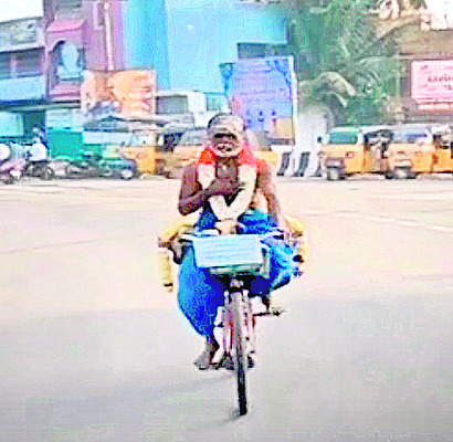 మిన్నంటిన క్రిస్మస్‌ వేడుకలు 2