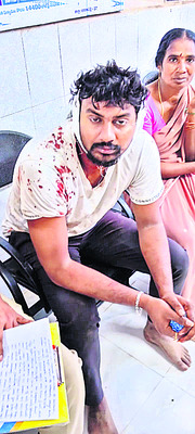 ఇంటి స్థలం వివాదంలో ఇరు వర్గాల మధ్య కోట్లాట 1