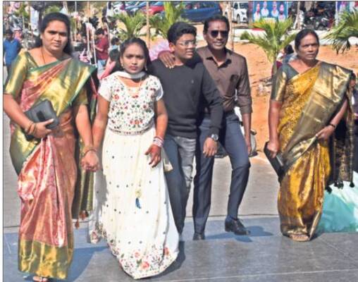 డెస్క్‌ జర్నలిస్టులకు న్యాయం చేయాలి 2