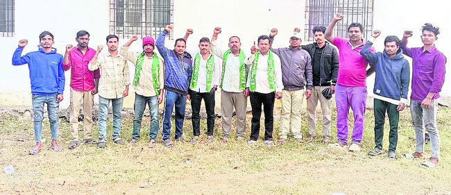 విద్యార్థినిపై స్కూల్‌ పీడీ భర్త దాడి..?1