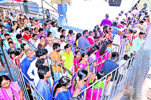 శరణు.. శరణు.. దుర్గమ్మ 1