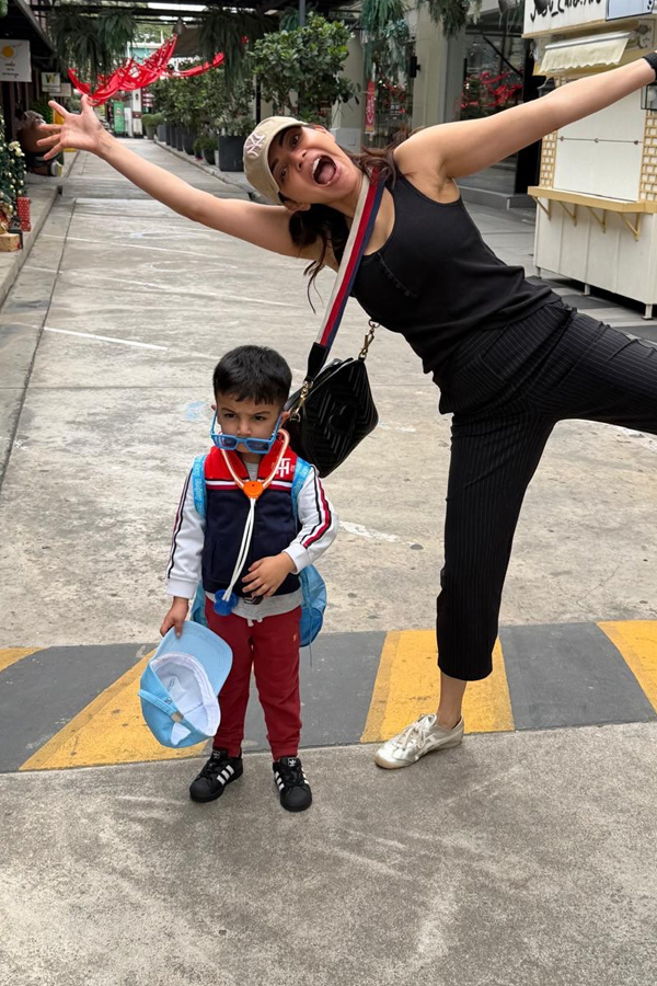 Actress Kajal Aggarwal December Memories Photos6