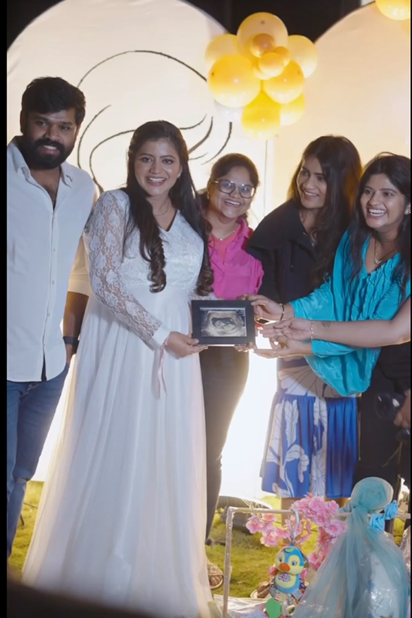 Bigg Boss Shivajyothi Hosts Baby Shower Celebrations Photos19