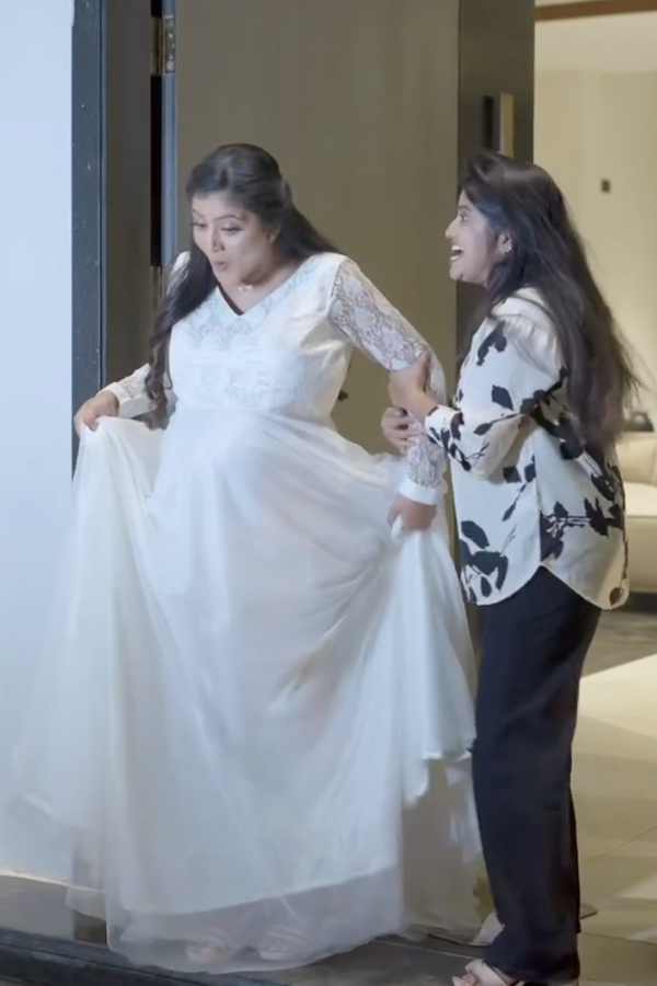 Bigg Boss Shivajyothi Hosts Baby Shower Celebrations Photos2