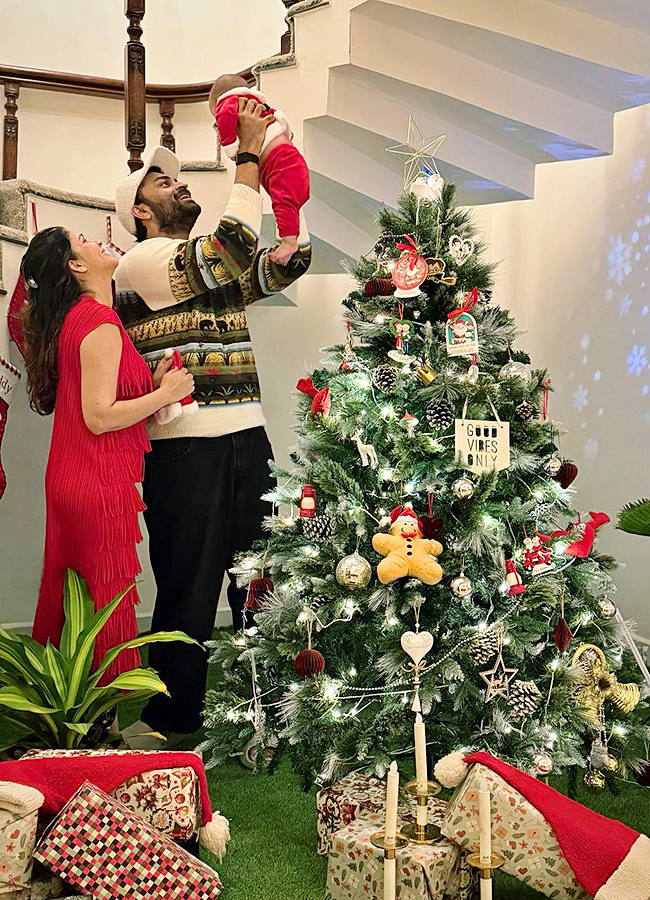 Celebrity Christmas 2025 Celebration Viral Photos Gose3