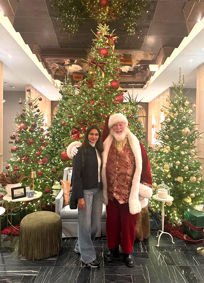 Celebrity Christmas 2025 Celebration Viral Photos Gose5