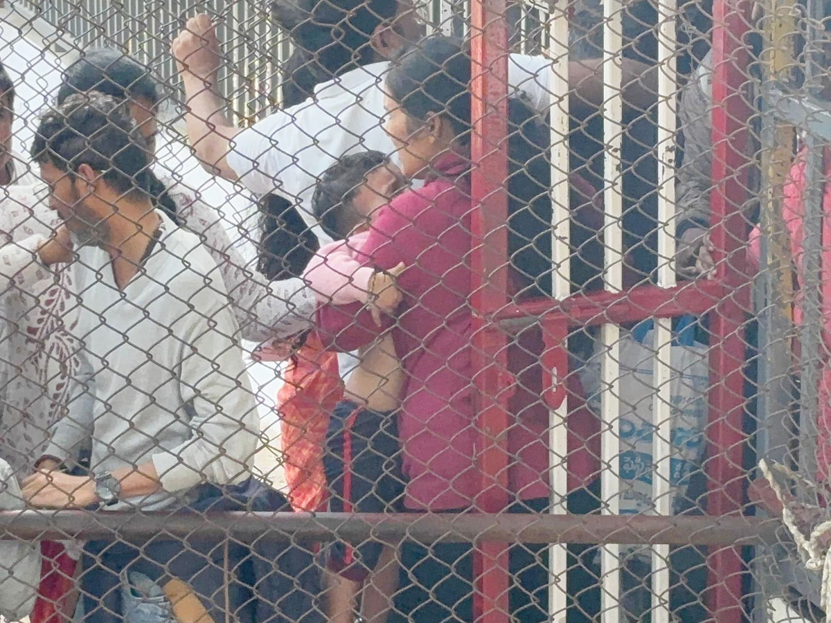 Huge Crowd At Tirumala Photos10