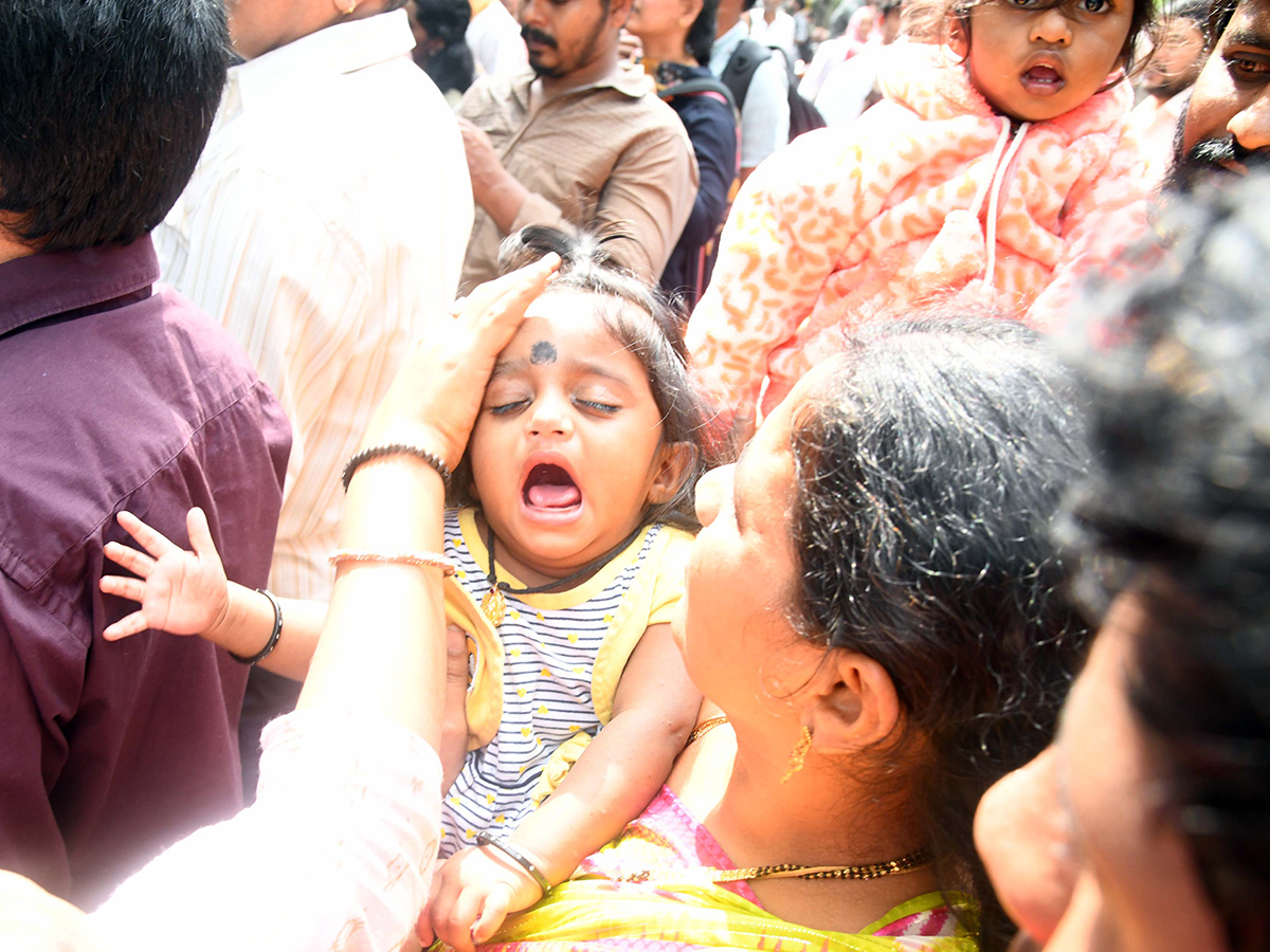 In Pics: Huge Devotees Rush At Tirumala Photos6