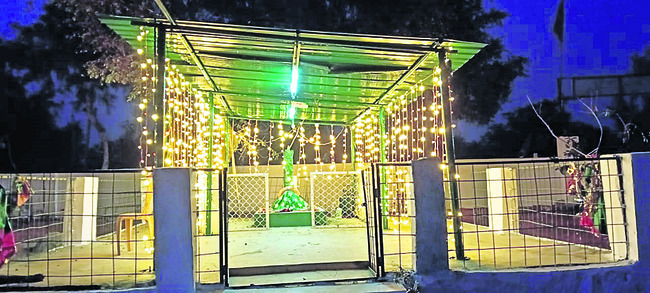 సబ్‌ కలెక్టర్‌ నారాయణ్‌ అమిత్‌కు పదోన్నతి2