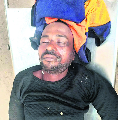 పురుగుల మందుతాగి ఆత్మహత్య1