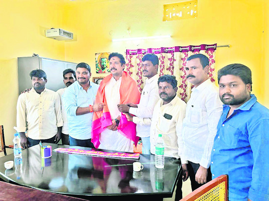 కేయూ బాస్కెట్‌బాల్‌ టీం కెప్టెన్‌గా తులసి1