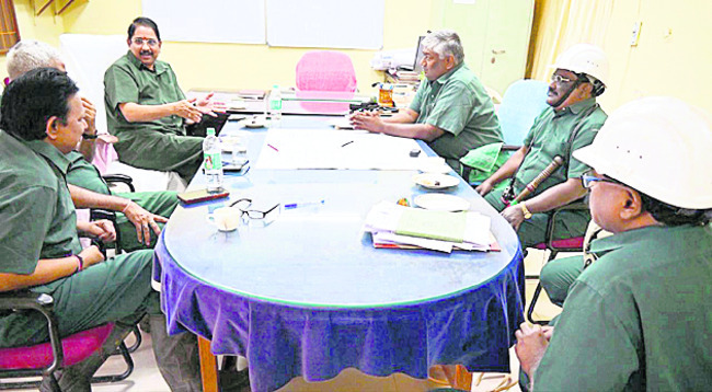 లాంగ్‌వాల్‌ పనులు   త్వరగా పూర్తి చేయండి2