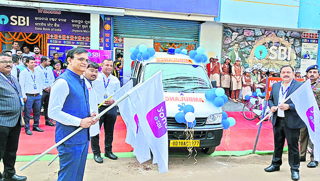 40 మంది విద్యార్థినులకు సైకిళ్ల పంపిణీ 1