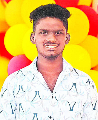 వేర్వేరు రోడ్డు ప్రమాదాల్లో ఇద్దరు దుర్మరణం 1