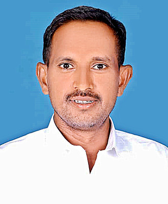 వెక్కిరిస్తున్నాయి..3