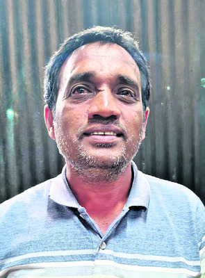 పొట్టకూటి కోసం.. రాష్ట్రాలు దాటి..2