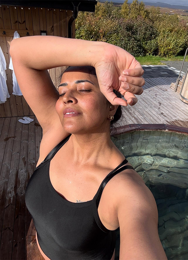 Actor Shivaji Comments : Anasuya Bharadwaj On Trending23