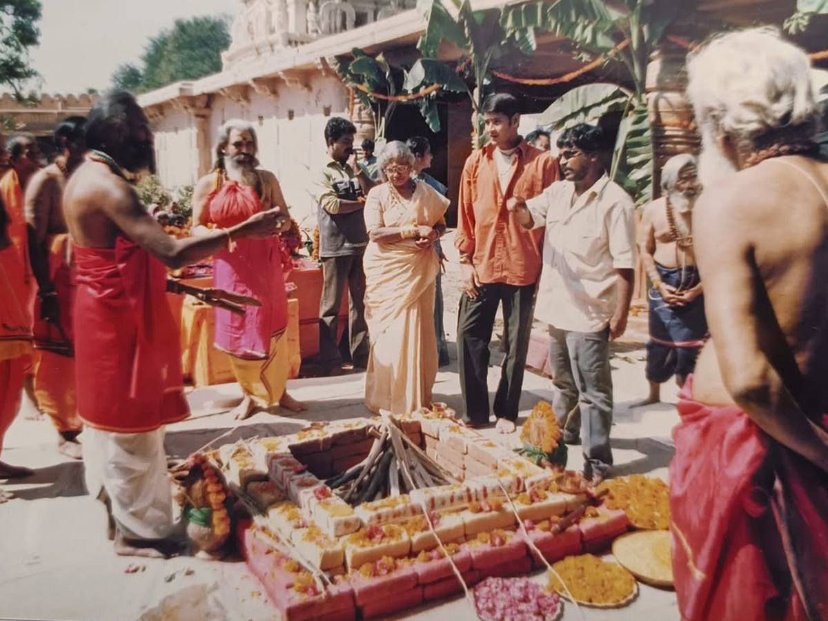 Mahesh Babu Murari climax scenes Making Stills Photos10