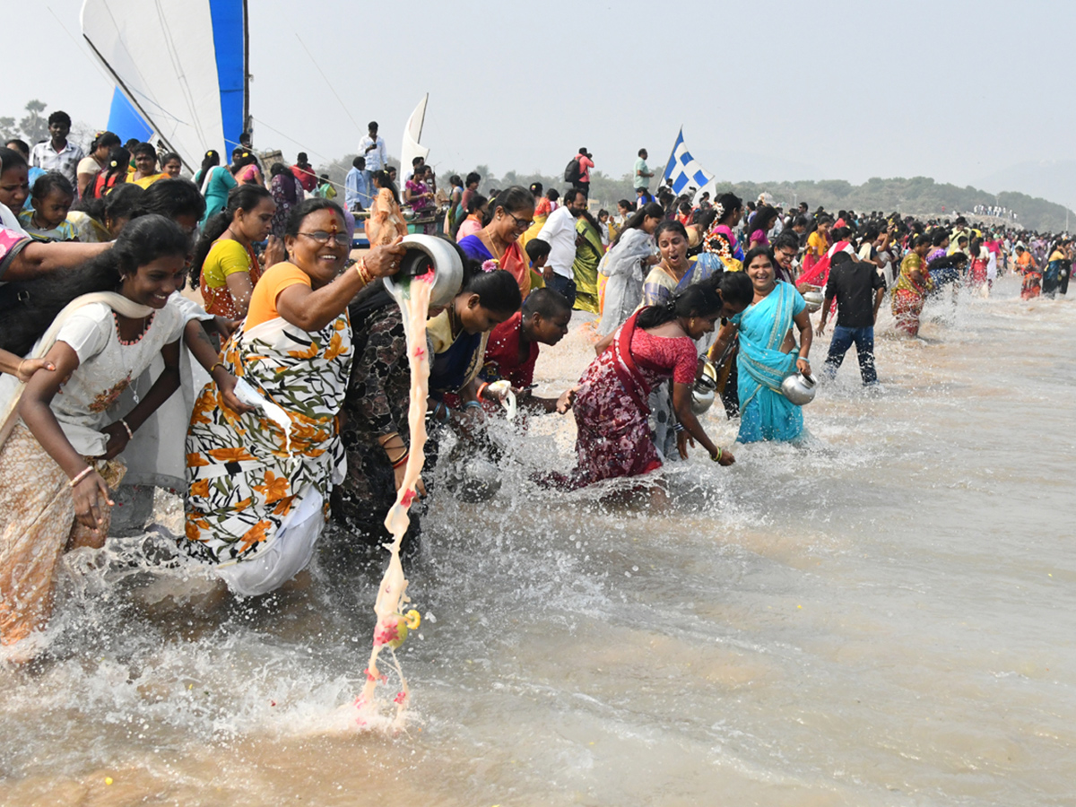 Tsunami : Vizag Gangamma Thalli Pooja Photos4