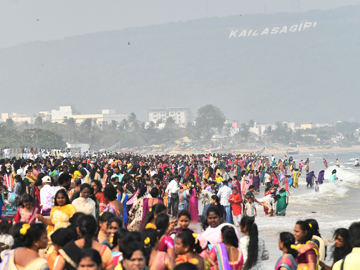 Tsunami : Vizag Gangamma Thalli Pooja Photos5