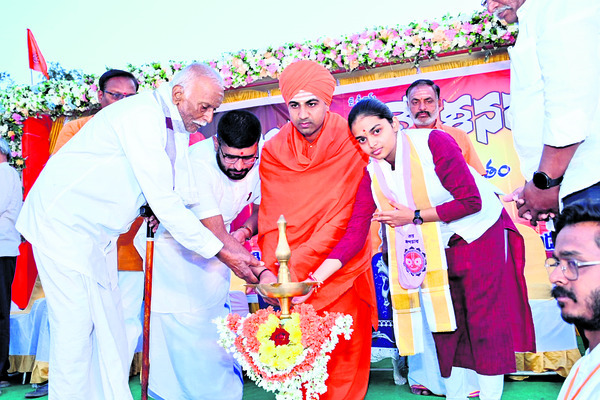 ఐక్యంగా సనాతన ధర్మాన్ని కాపాడుకుందాం1