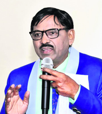 స్వరాన్ని మార్చి.. వినోదాన్ని పంచి.. 1