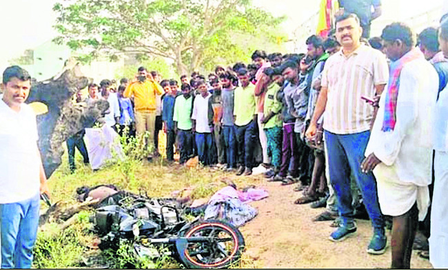 కొత్త సంవత్సర  క్యాలెండర్ల విడుదల 3