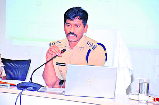 నేర నియంత్రణలో చురుగ్గా పనిచేయాలి1