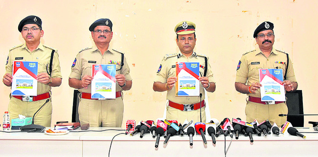 పెరిగిన నేరాలు1