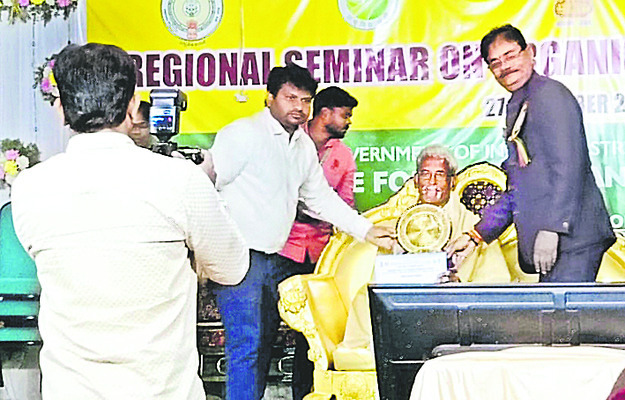 5 వేల మంది విద్యార్థులకు డిగ్రీలు ప్రదానం 1