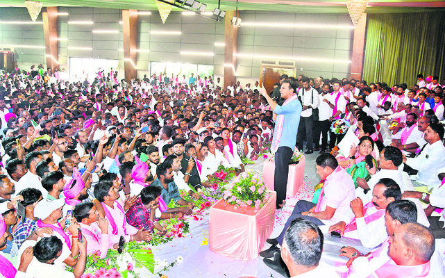 కాంగ్రెస్‌ .. పేదల కష్టాలు తీర్చే ప్రభుత్వం1