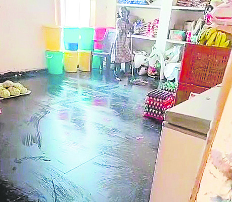 కేజీబీవీలో విద్యార్థినులతో వెట్టిచాకిరి 2