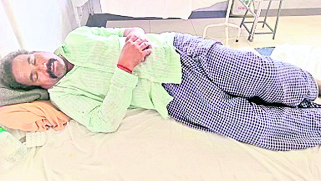 అధికార మదంతో పచ్చనేతల దౌర్జన్యం 1