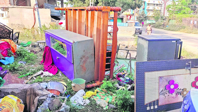 పోలీసుల సాక్షిగా.. విధ్వంసం2