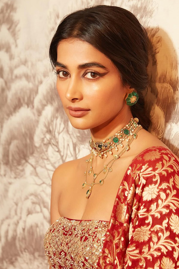 Actress Pooja Hegde At Jana Nayagan event Photos15