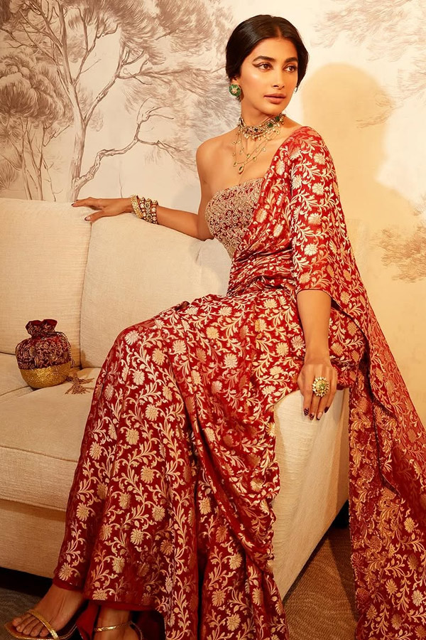 Actress Pooja Hegde At Jana Nayagan event Photos7