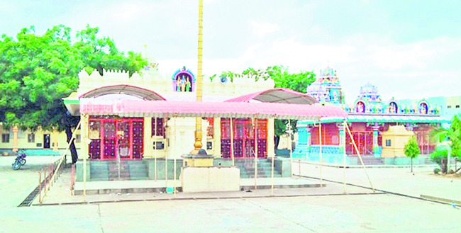 రేపు బీచుపల్లిలో  ఉత్తరద్వార దర్శనం 
1