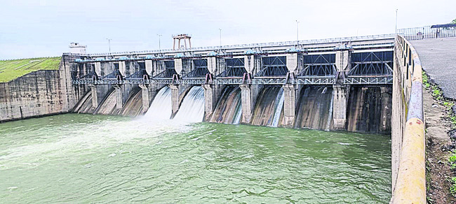 అసంపూర్తిగా వంతెనలు1