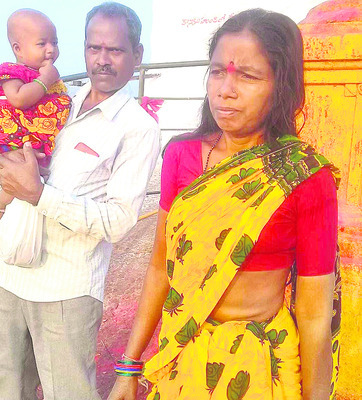 రోడ్డు ప్రమాదంలో   దంపతుల దుర్మరణం
1