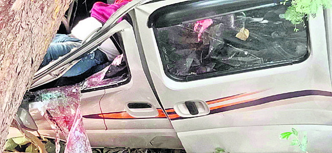 ఇద్దరు యువకుల దుర్మరణం1