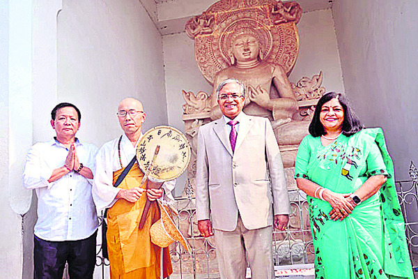 భారతీయ సంస్కృతి సజీవం4