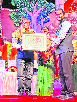 చర్చల అనంతరం ధాన్యం కొనుగోలు ప్రారంభం2