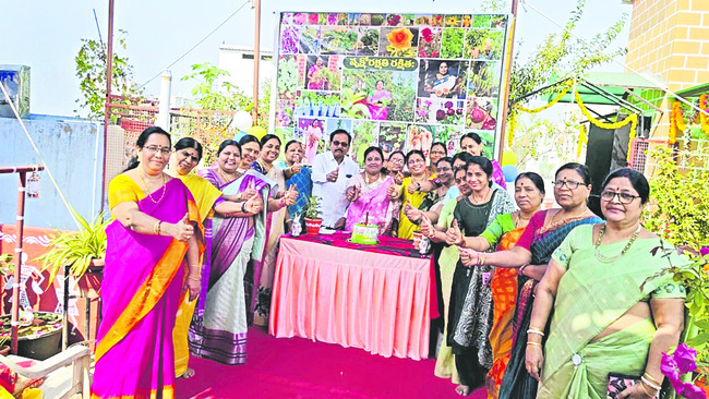 అభివృద్ధికి అడిగినన్ని నిధులు 2