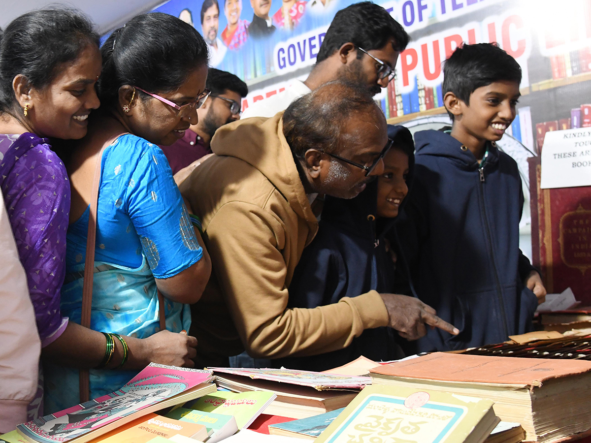 Book Fair in Hyderabad 2025 Photos10