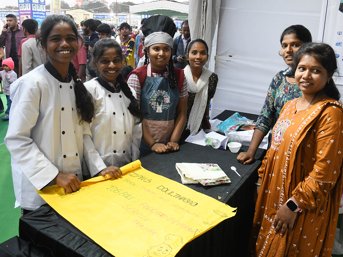 Book Fair in Hyderabad 2025 Photos3