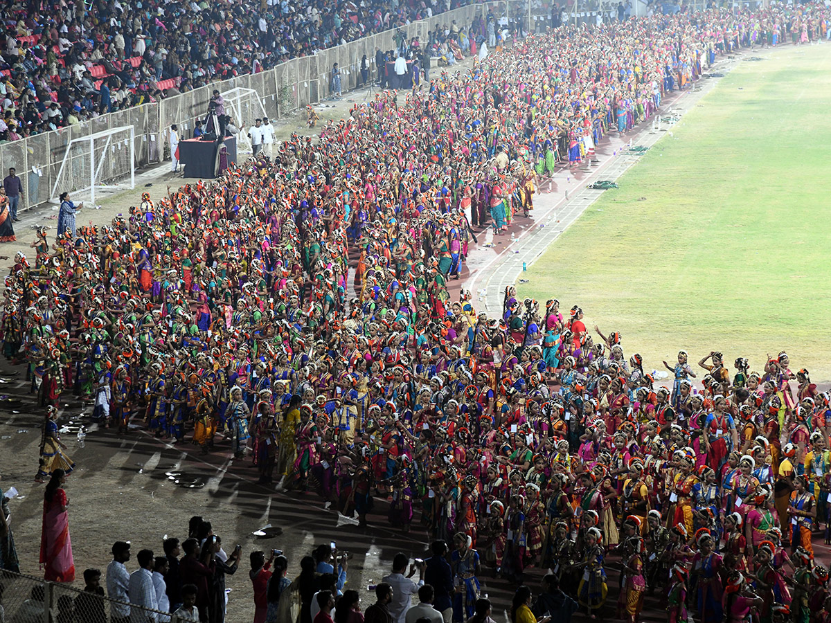 Kuchipudi Art That Achieved a Guinness World Record 11