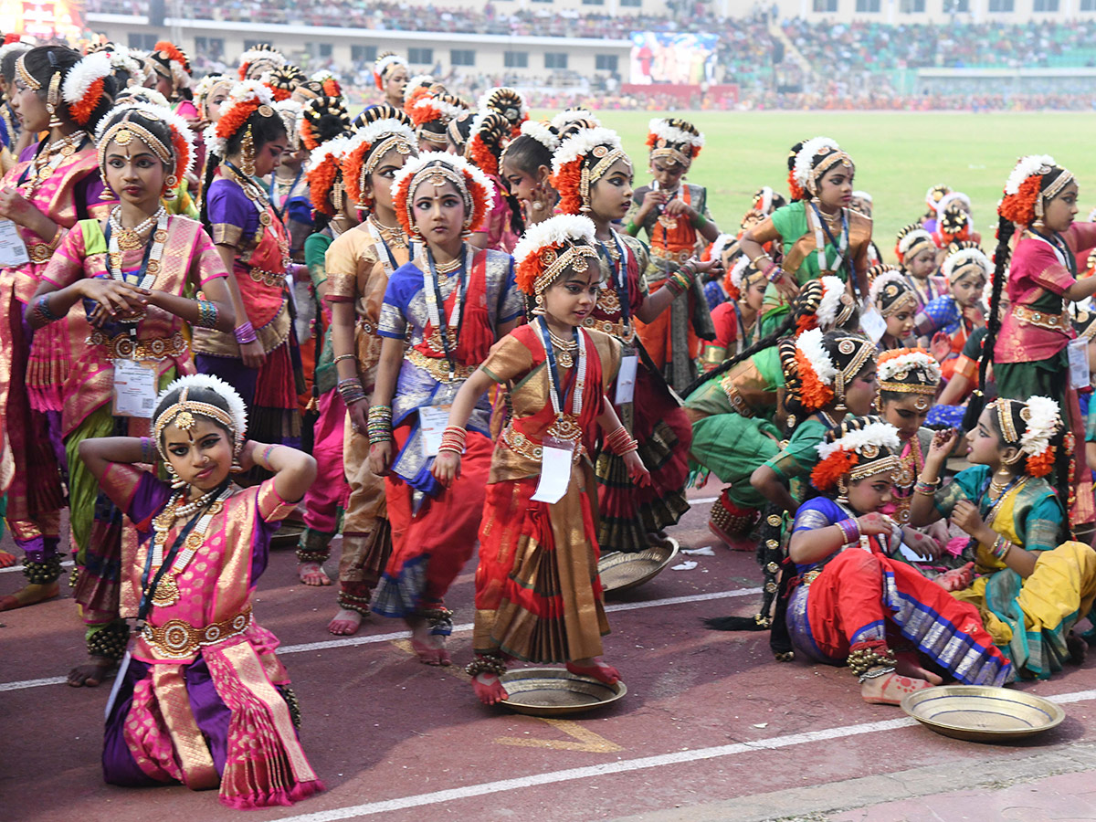 Kuchipudi Art That Achieved a Guinness World Record 18